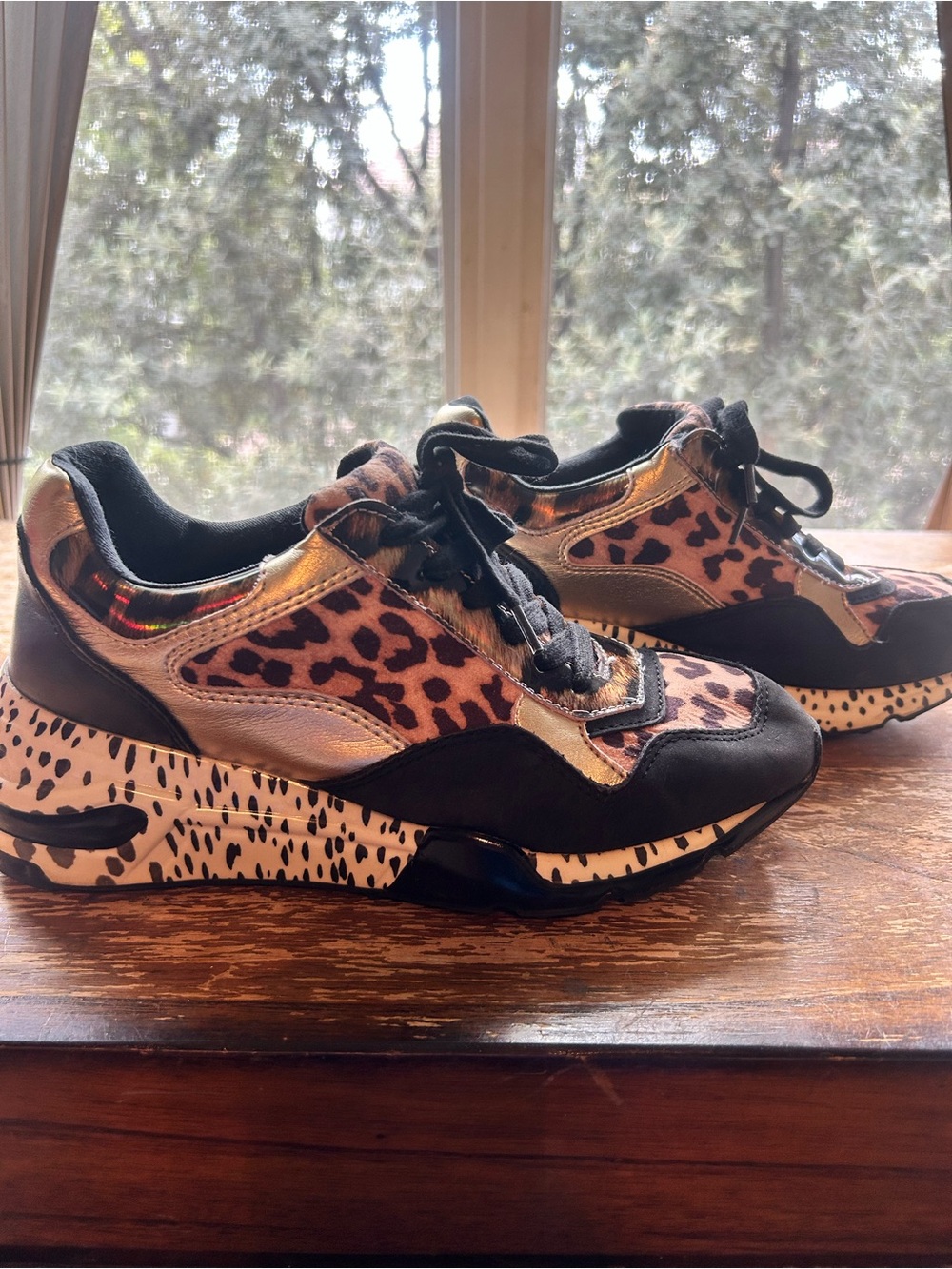 Women Steve Madden Leopard Print Sneakers (Bena Leopard Multi) size 8.5